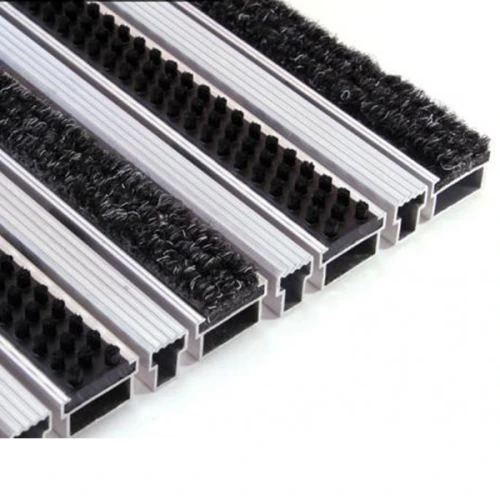 Придверная грязезащитная решетка Алса щетка+текстиль+скребок