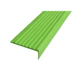 Противоскользящий угол для ступеней 55х17мм самоклеящийся, зеленый, 12,5м
