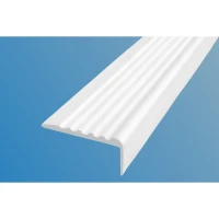 Противоскользящий угол для ступеней 44х17мм без клеевого слоя, белый, 12,5м