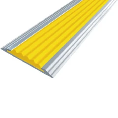 Противоскользящая анодированная алюминиевая полоса Стандарт 40х5,6 мм 2,7 м желтый