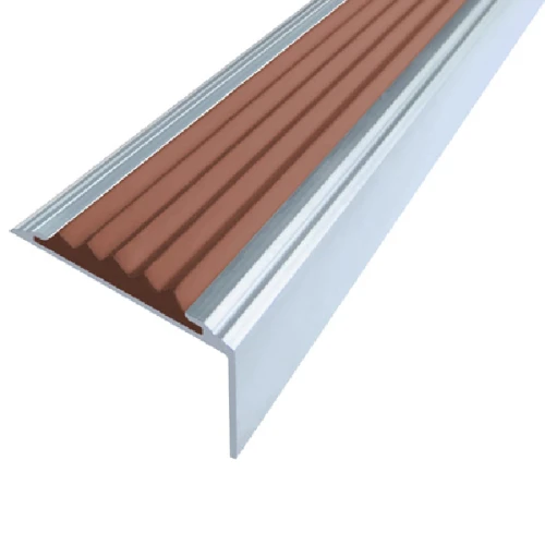 Противоскользящий алюминиевый угол Стандарт 2 м 38х5,5х20 мм коричневый