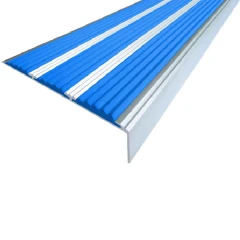 Противоскользящий алюминиевый самоклеящийся угол с тремя вставками 98х5,6х22,4 мм 3 м синий
