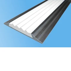 Противоскользящая алюминиевая накладная полоса 46х6,8 мм 1 м белый