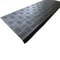 Накладка на ступени резиновая антискользящая 1200x300x27 мм