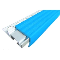 Закладной противоскользящий алюминиевый профиль ALPB 2,7 м 32 мм/20 мм голубой