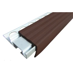 Закладной противоскользящий алюминиевый профиль ALPB 2,4 м 32 мм/20 мм темно-коричневый
