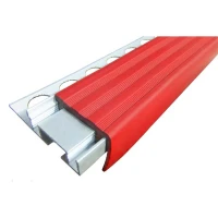 Закладной противоскользящий алюминиевый профиль ALPB 2,4 м 32 мм/20 мм красный