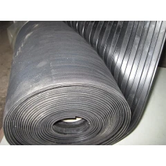 Рулонное резиновое покрытие 3-3,5 мм, 1,2х5 м, Полосы, чёрный