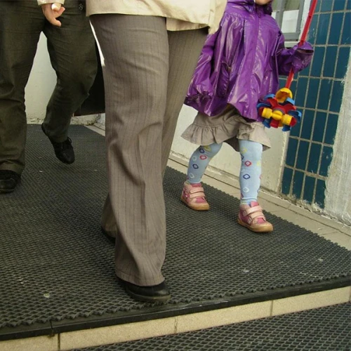 Грязезащитные модульные напольные покрытия Барьер 19 395x50x19,4 серый металик