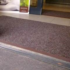 Грязезащитный ворсовый коврик Цикада 13 мм черный