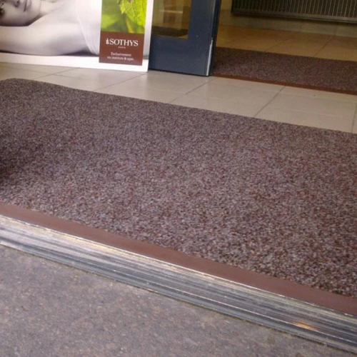 Грязезащитный ворсовый коврик Цикада 13 мм черный