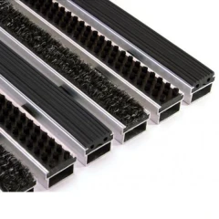 Придверная грязезащитная решетка Алса щетка+резина+текстиль