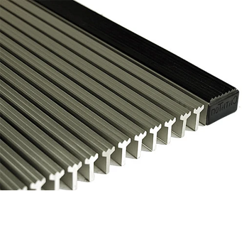 Придверная грязезащитная решетка Титан с