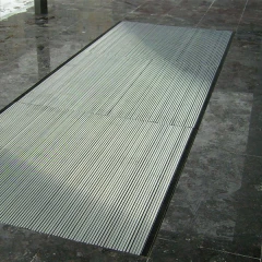 Придверная грязезащитная решетка Титан с