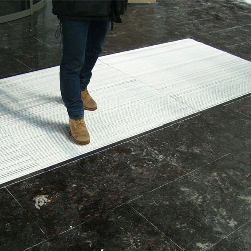 Придверная грязезащитная решетка Титан