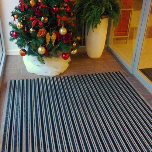 Придверная грязезащитная решетка Респект щетка+текстиль