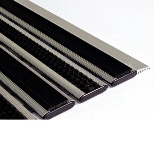 Придверная грязезащитная решетка Респект щетка+резина