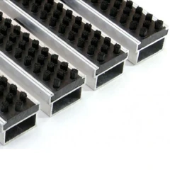 Придверная грязезащитная решетка Алса МАХ щетка