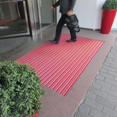 Придверная грязезащитная решетка Алса щетка+резина+скребок