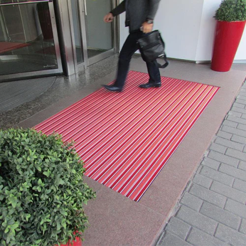 Придверная грязезащитная решетка Алса щетка+резина+скребок