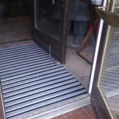 Придверная грязезащитная решетка Алса щетка+текстиль