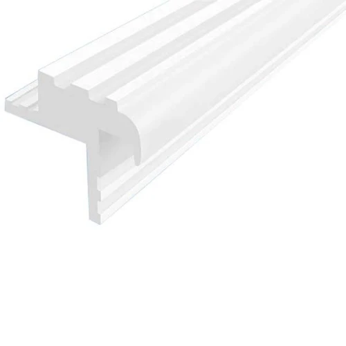 Закладной противоскользящий профиль 