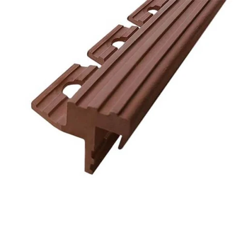 Закладной противоскользящий профиль 