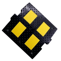 Лежачий полицейский ИДН-500-1 средний элемент (сотовая структура, усиленное крепление) резина