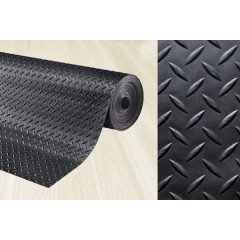 Рулонное резиновое покрытие 3мм, 1.5 м, длина 1 м, ёлочка