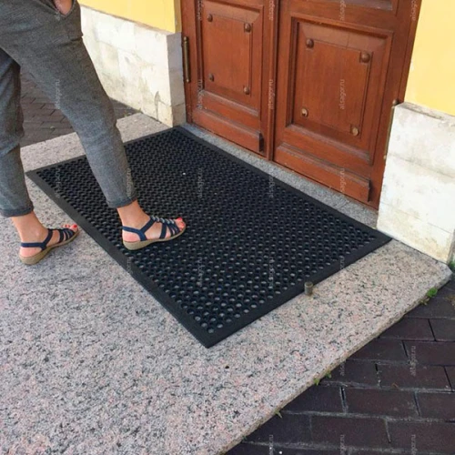 Грязезащитный резиновый мат для гостиниц 1520х910х14 мм черный