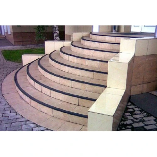 Закладной противоскользящий профиль 