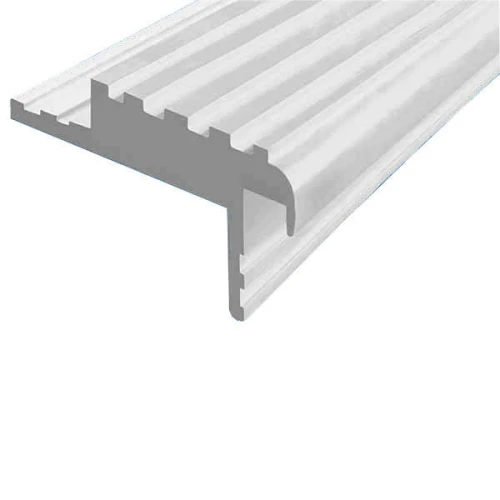 Закладной противоскользящий профиль 