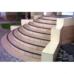 Закладной противоскользящий профиль 