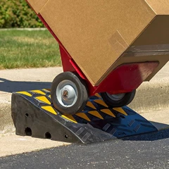 Съезд с бордюра СР-150-1 средняя часть, резина