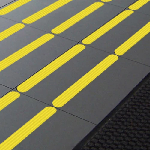 Противоскользящая полоса с закругленными концами 40х280 мм, самоклеящаяся, 10 шт.