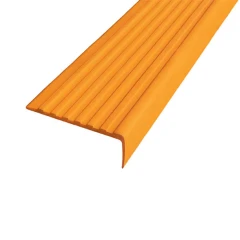 Противоскользящий угол для ступеней 55х17мм самоклеящийся, оранжевый, 12,5м