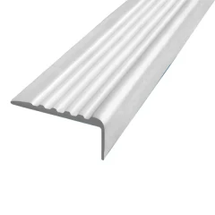 Противоскользящий угол для ступеней 35х15 мм без клеевого слоя, белый, 12,5м