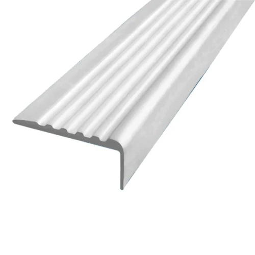 Противоскользящий угол для ступеней 35х15 мм без клеевого слоя, белый, 12,5м