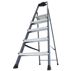 Стремянка Securo алюминиевая 5 ступеней, с анодированными боковинами
