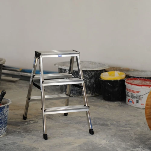 Стремянка Dopplo алюминиевая двухсторонняя 3 ступени