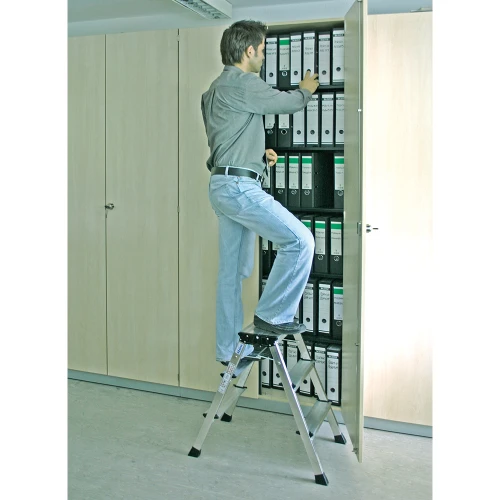 Стремянка Rolly алюминиевая двухсторонняя 3 ступени