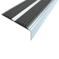 Противоскользящий алюминиевый угол-порог для ступеней с 2 вставками 70x22,5мм 1,5м черный
