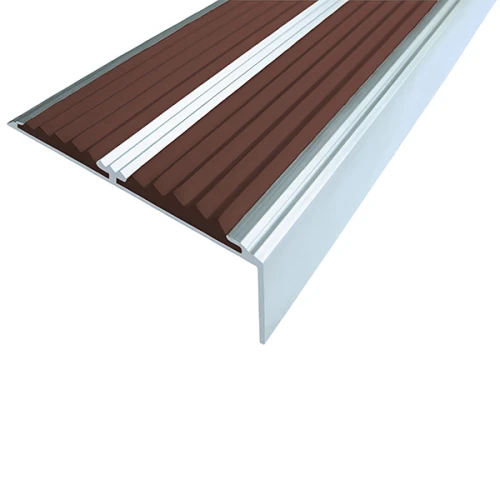 Противоскользящий алюминиевый угол-порог для ступеней с 2 вставками 70x22,5мм 1,5м темно-коричневый
