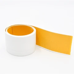 Гибкий плинтус без клея 65 мм белый, 12,5м