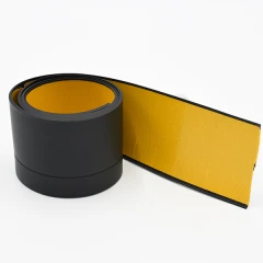 Гибкий плинтус без клея 65 мм черный, 3м