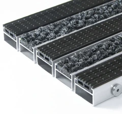 Грязезащитная алюминиевая решетка экстрим резина-текстиль, 26мм