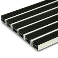 Грязезащитная алюминиевая решетка экстрим резина-скребок (узкий), 26мм