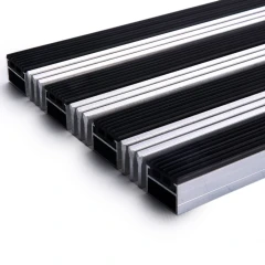 Грязезащитная алюминиевая решетка супер резина-скребок(широкий), 23мм