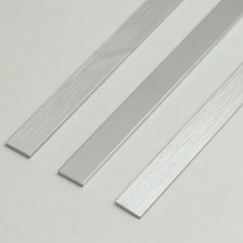 Алюминиевая полоса 20х1,5мм, 2,7м, браш серебро/глянец