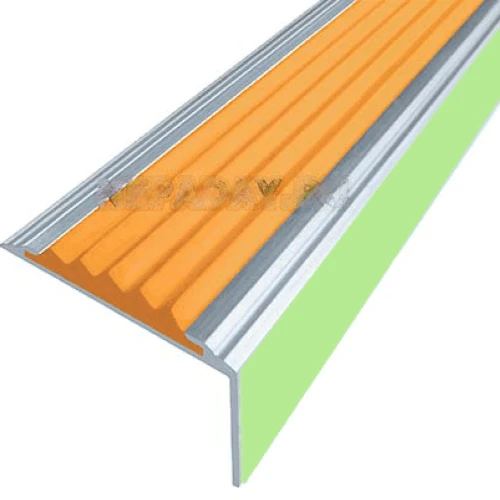 Противоскользящий алюминиевый угол-порог АУ38 ФЭС 38х5,5х22мм (резин.вст.), 1м, оранжевый